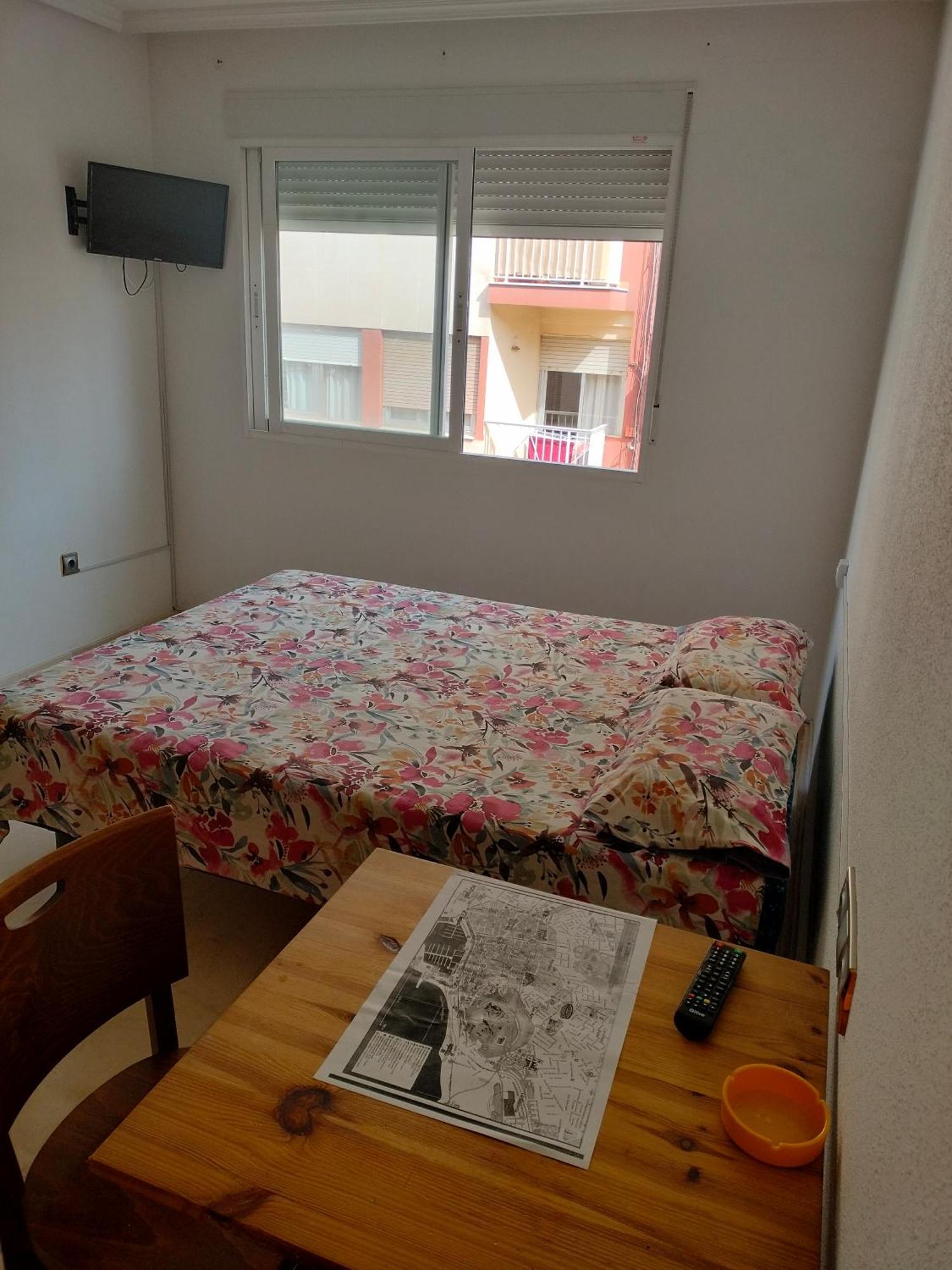 Appartamento Holiday Centre Deluxe Alicante Esterno foto