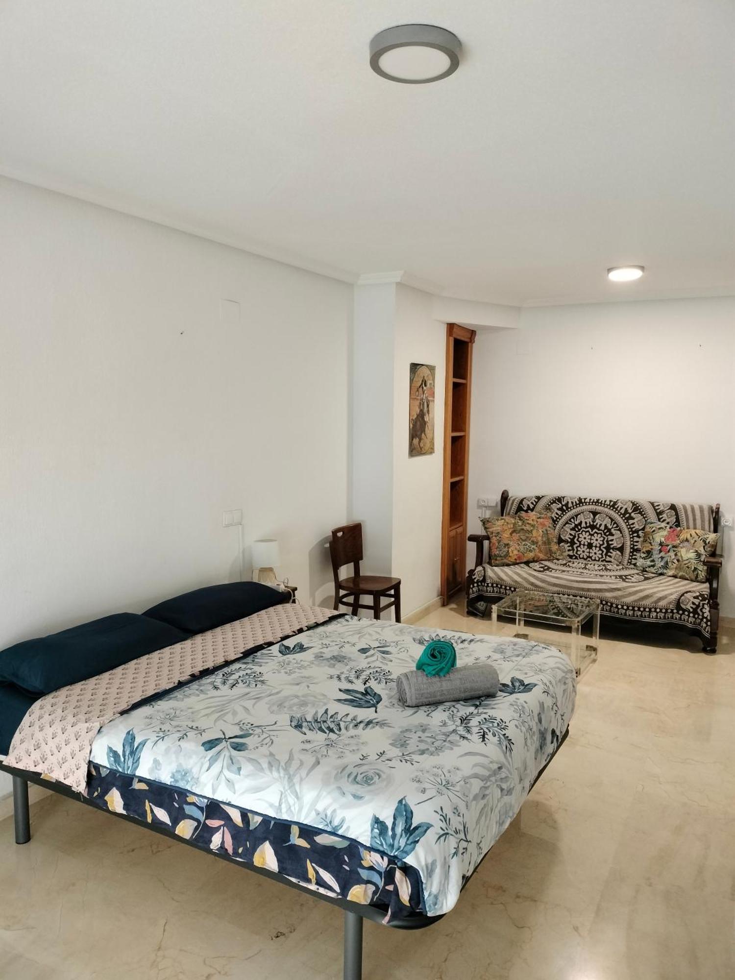 Appartamento Holiday Centre Deluxe Alicante Esterno foto